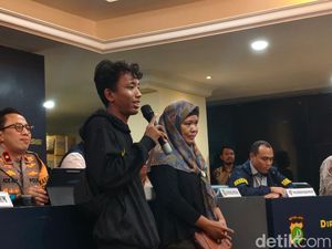 Video Pengakuan Eko Purnomo Bikin Heboh Dikira Hilang Saat Demo Video Pengakuan Eko Purnomo Bikin Heboh Dikira Hilang Saat Demo