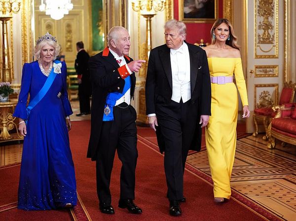 Foto: Melania Trump Hadiri Jamuan Raja Charles, Gayanya Disebut Mirip Pisang