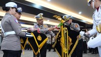 Khidmat, Kakorlantas Pimpin Upacara Pencucian Pemuliaan Pataka Korlantas Polri