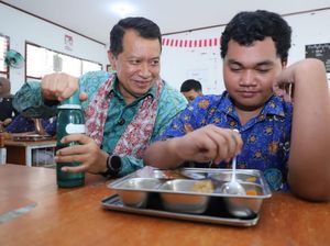 WamenPAN-RB Purwadi Arianto Tinjau MBG hingga Layanan RSUD di Kota Jambi