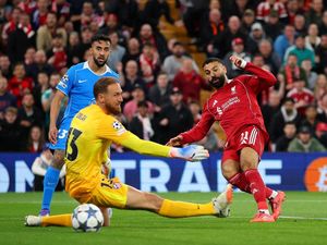 Salah Lewati Steven Gerrard, Dekati Rekor Carragher di Liga Champions Salah Lewati Steven Gerrard, Dekati Rekor Carragher di Liga Champions