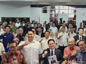 Sambutan Pertama Erick Thohir Usai Resmi Jadi Menpora Sambutan Pertama Erick Thohir Usai Resmi Jadi Menpora