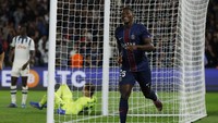 Posisi 10 di Ballon dOr 2025 - Nuno Mendes (PSG & Portugal). Foto: REUTERS/Stephanie Lecocq