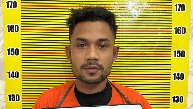 Polda Sumut menggagalkan penyelundupan 10 kg sabu yang dibawa PMI ilegal dari Malaysia, Kamis (11/9/2025).
