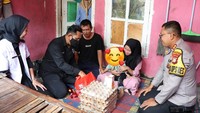 Polres Soetta Beri Bantuan Balita Penderita TBC dan Stunting di Tangerang