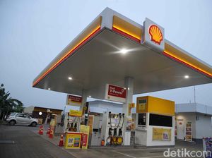 SPBU Swasta Beli BBM dari Pertamina, Bahlil: Harga Tidak Ada Kenaikan SPBU Swasta Beli BBM dari Pertamina, Bahlil: Harga Tidak Ada Kenaikan