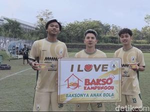 Kala Warung Bakso Ikut Mejeng di Jersei PSS Sleman