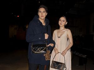Potret Syifa Hadju & El Rumi di New York Fashion Week, Kompak Pakai Tas Coach Potret Syifa Hadju & El Rumi di New York Fashion Week, Kompak Pakai Tas Coach