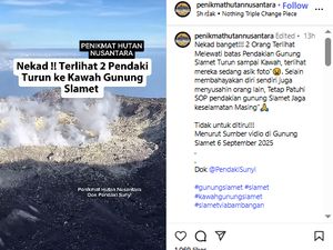 Viral! Aksi Nekat 2 Pendaki Turun ke Kawah Gunung Slamet Viral! Aksi Nekat 2 Pendaki Turun ke Kawah Gunung Slamet