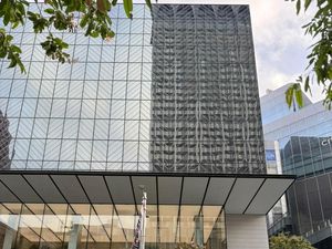 Potret Antrean Sambut iPhone 17 dan Air di Orchard Road