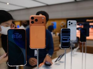 Pemesanan iPhone 17 Series di Indonesia Sudah Dibuka, Ini Perkiraan Harganya Pemesanan iPhone 17 Series di Indonesia Sudah Dibuka, Ini Perkiraan Harganya