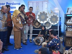 Bupati Kebumen Lepas Ekspor Perdana Agrominafiber UMKM ke Amerika Serikat