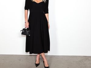 Kepribadian Wanita yang Suka Pakai Baju Warna Hitam