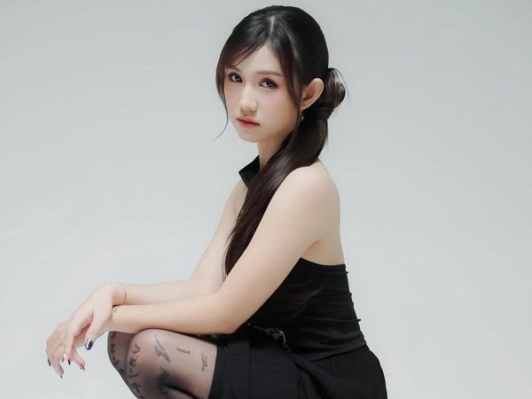 Leona Zhen, Suka Disebut Salah Circle karena Bawakan Lagu Ambyar
