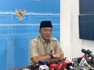 Istana Cari Solusi Pegawai SPBU Swasta Dirumahkan Imbas BBM Kosong Istana Cari Solusi Pegawai SPBU Swasta Dirumahkan Imbas BBM Kosong