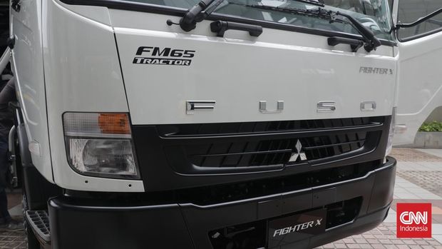 Mitsubishi Fuso - New Fighter X FM65F Tractor Head 4x2 di Jakarta, Jumat, 19 September 2025. (CNN Indonesia/Safir Makki)