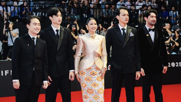 Pakai Celak di BIFF 2025, Fedi Nuril Terinspirasi dari Sosok Ini