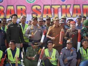 Apel Akbar Satkamling Perkuat Peran Masyarakat Jaga Malam di Rohul Apel Akbar Satkamling Perkuat Peran Masyarakat Jaga Malam di Rohul