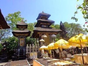 Mengenal Pura Luhur Silayukti, Tempat Pasraman Mpu Kuturan Mengenal Pura Luhur Silayukti, Tempat Pasraman Mpu Kuturan