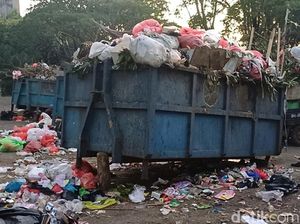 Jorok! Sampah Menumpuk di Pangkep hingga Keluarkan Bau Busuk Jorok! Sampah Menumpuk di Pangkep hingga Keluarkan Bau Busuk