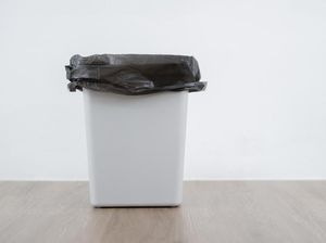 Tempat Sampah di Dapur Sering Beraroma Busuk? Ini Cara Atasinya