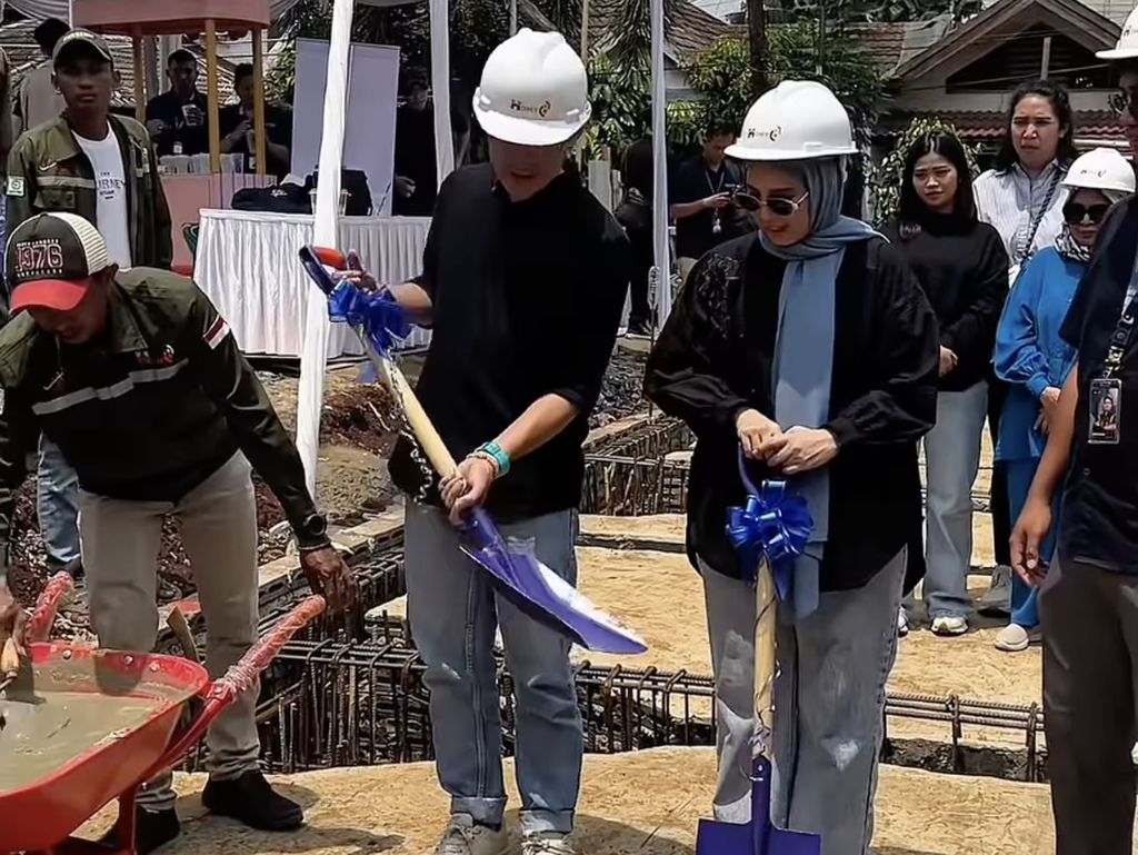 Masyaallah... Tya Ariestya Tambah Kos-kosan, Kini Bangun di Cilandak Masyaallah... Tya Ariestya Tambah Kos-kosan, Kini Bangun di Cilandak