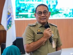Walkot Jakpus Ditelepon Scam Modus Aktivasi KTP Digital, Balik Tegur Penipu Walkot Jakpus Ditelepon Scam Modus Aktivasi KTP Digital, Balik Tegur Penipu