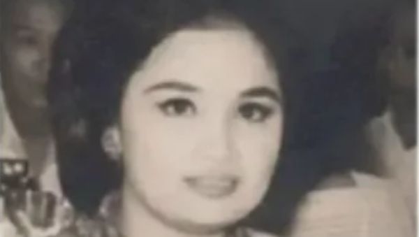 Foto-foto Kenangan Yurike Sanger