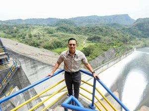 AHY Dorong Pengembangan PLTS di Bendungan Jatigede AHY Dorong Pengembangan PLTS di Bendungan Jatigede