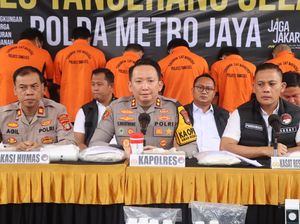 Polisi Bongkar Home Industry Narkoba di Tangsel, 21 Kg Sinte Disita Polisi Bongkar Home Industry Narkoba di Tangsel, 21 Kg Sinte Disita