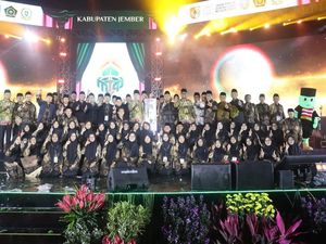 Kabupaten Gresik Raih Juara Umum MTQ XXXI Jawa Timur di Jember Kabupaten Gresik Raih Juara Umum MTQ XXXI Jawa Timur di Jember