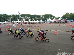 Kala Rider Cilik Unjuk Gigi di Ajang Push Bike Kala Rider Cilik Unjuk Gigi di Ajang Push Bike
