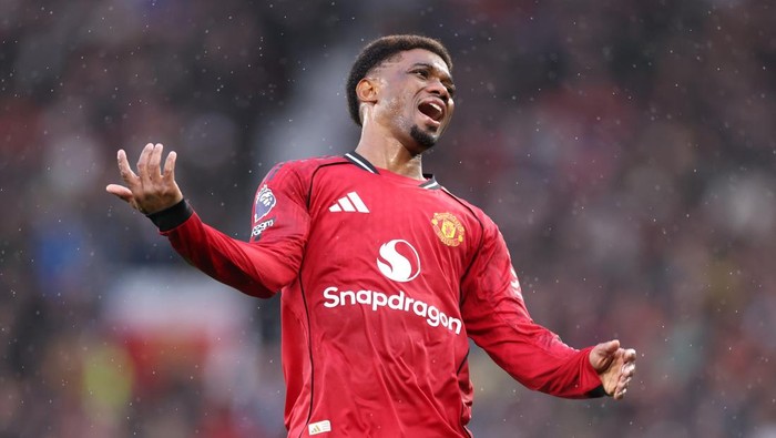 MANCHESTER, ENGLAND - SEPTEMBER 20: Amad Diallo of Manchester United reacts during the Premier League match between Manchester United and Chelsea at Old Trafford on September 20, 2025 in Manchester, England. (Photo by Marc Atkins/Getty Images)