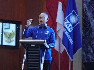 Waka MPR: Partai Harus Berani Otokritik-Perkuat Hubungan Masyarakat Waka MPR: Partai Harus Berani Otokritik-Perkuat Hubungan Masyarakat