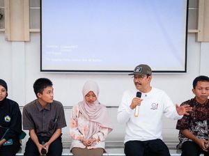 Gus Ipul Kunjungi SRMA 13 Bekasi, Tinjau Perkembangan Siswa Gus Ipul Kunjungi SRMA 13 Bekasi, Tinjau Perkembangan Siswa