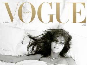 Kim Kardashian Tanpa Busana di Pemotretan Vogue, Hanya Berhiaskan Berlian