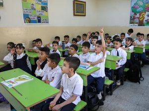 Suasana Hari Pertama Sekolah di Baghdad, Siswa Antusias Sambut Tahun Ajaran Baru