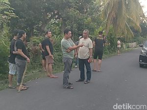 Warga di Polman Dengar Suara Tembakan Sebelum Pria Dalam Mobil Tewas Warga di Polman Dengar Suara Tembakan Sebelum Pria Dalam Mobil Tewas