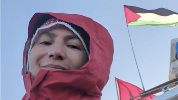 Wanda Hamidah Ultah ke-48: Berlayar ke Gaza-Ucapan dari Anak-anak