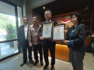 Sekolah Catur Utut Adianto Raih Rekor MURI Sekolah Catur Utut Adianto Raih Rekor MURI