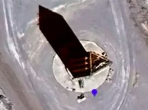 Bangunan Misterius Terlihat di Area 51, Picu Klaim Menara Alien Bangunan Misterius Terlihat di Area 51, Picu Klaim Menara Alien