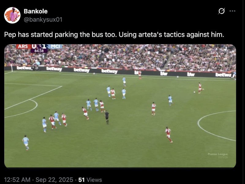 Meme Man City Parkir Bus