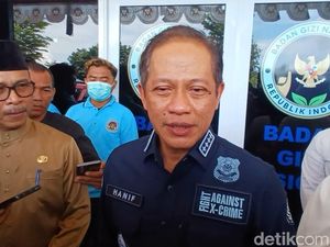 KLH Batal Segel Perusahaan Pengimpor Limbah Berbahaya di Batam KLH Batal Segel Perusahaan Pengimpor Limbah Berbahaya di Batam