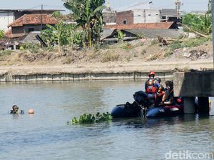 Pencarian 2 Orang Tenggelam saat Mancing di Sungai Pencarian 2 Orang Tenggelam saat Mancing di Sungai