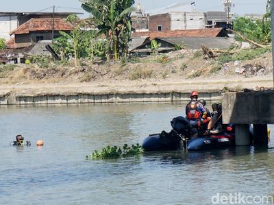 Pencarian 2 Orang Tenggelam saat Mancing di Sungai