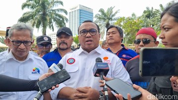 Buruh Diminta Tetap Fokus Hadapi Tantangan Ekonomi dan Dunia Kerja