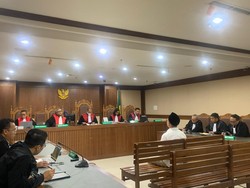 Hakim Tolak Eksepsi Terdakwa Kasus Korupsi Jual-Beli Gas USD 15 Juta