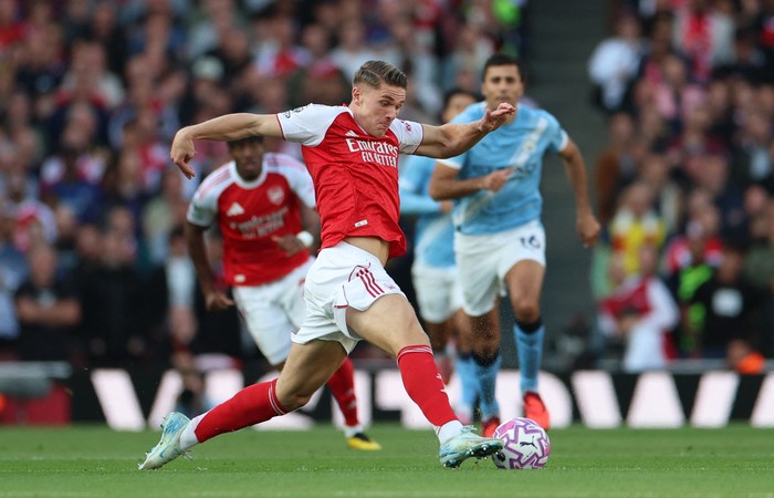 Soccer Football - Premier League - Arsenal v Manchester City - Emirates Stadium, London, Britain - September 21, 2025 Arsenals Viktor Gyokeres in action REUTERS/Hannah Mckay EDITORIAL USE ONLY. NO USE WITH UNAUTHORIZED AUDIO, VIDEO, DATA, FIXTURE LISTS, CLUB/LEAGUE LOGOS OR LIVE SERVICES. ONLINE IN-MATCH USE LIMITED TO 120 IMAGES, NO VIDEO EMULATION. NO USE IN BETTING, GAMES OR SINGLE CLUB/LEAGUE/PLAYER PUBLICATIONS. PLEASE CONTACT YOUR ACCOUNT REPRESENTATIVE FOR FURTHER DETAILS..