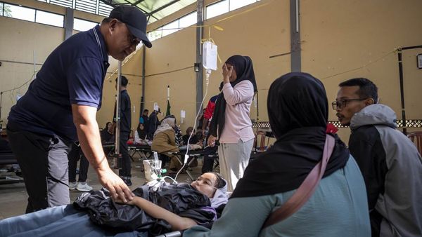 352 Siswa-Orang Tua di Bandung Barat Keracunan MBG