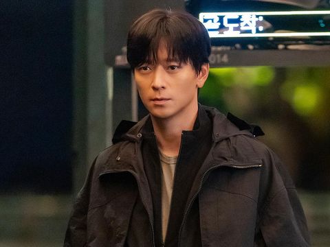 Gang Dong-won dalam drama Korea Tempest (2025). (Disney+ Hotstar)